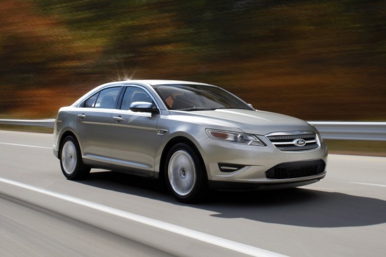 2012 Ford Taurus Limited Picture