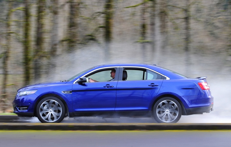 2013 Ford Taurus SHO Sedan Picture