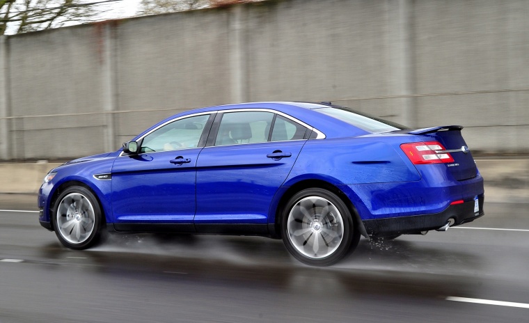 2013 Ford Taurus SHO Sedan Picture