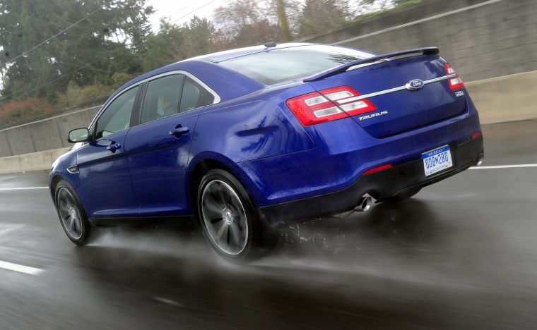 2013 Ford Taurus SHO Sedan Picture