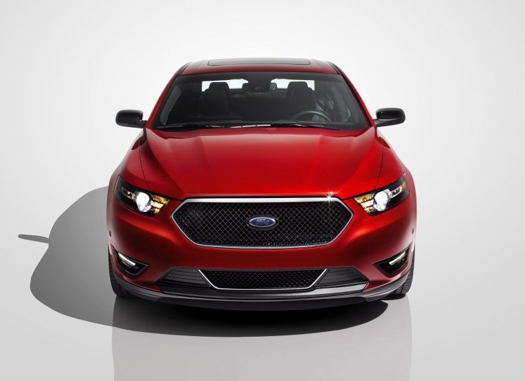2013 Ford Taurus SHO Sedan Picture