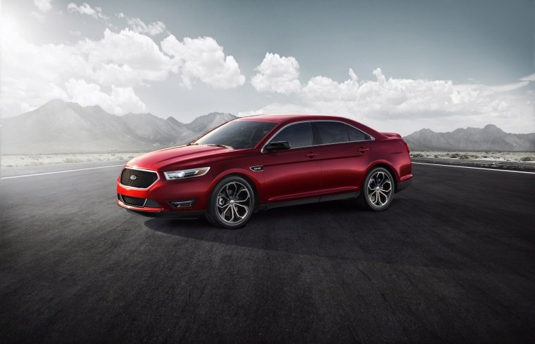 2013 Ford Taurus SHO Sedan Picture