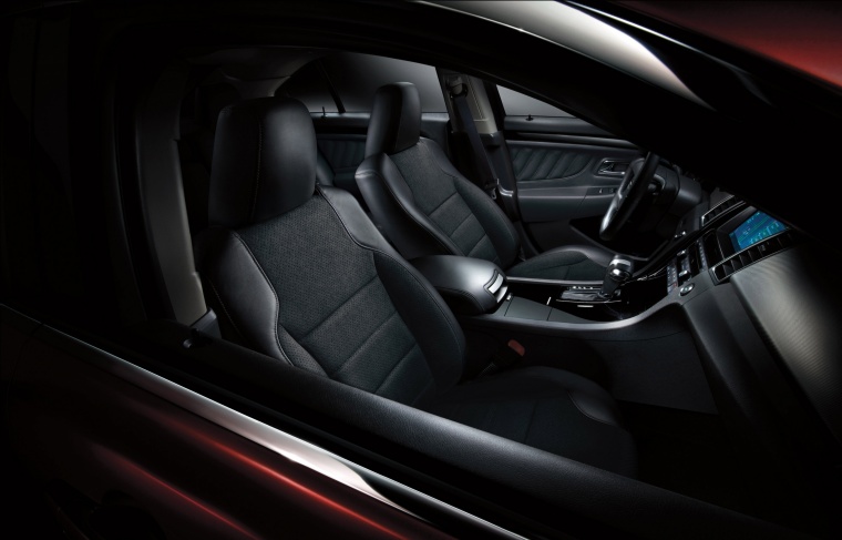 2014 Ford Taurus SHO Sedan Interior Picture