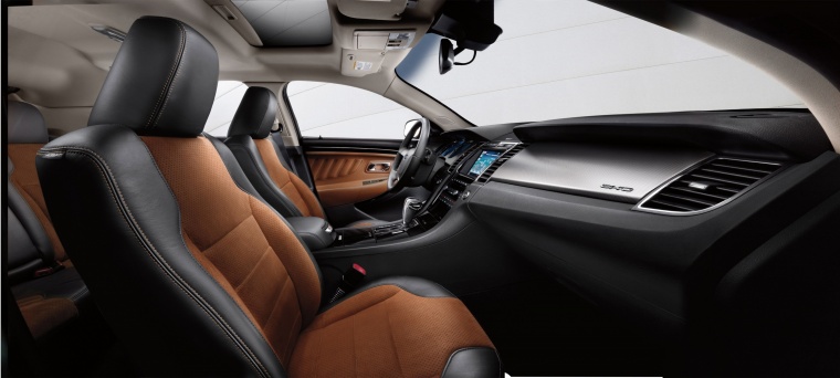 2014 Ford Taurus SHO Sedan Front Seats Picture