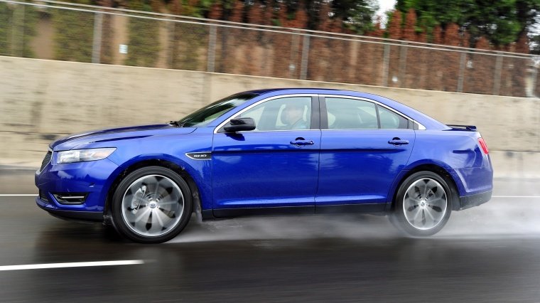2014 Ford Taurus SHO Sedan Picture
