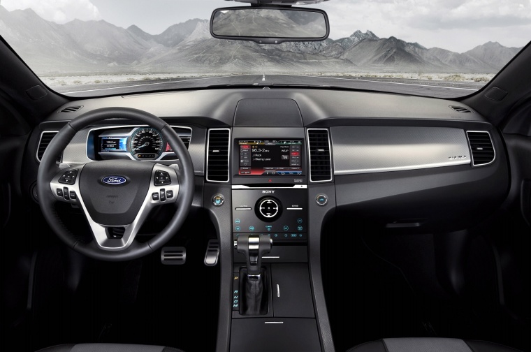 2014 Ford Taurus SHO Sedan Cockpit Picture