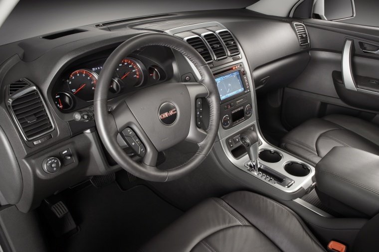 2010 GMC Acadia Interior Picture