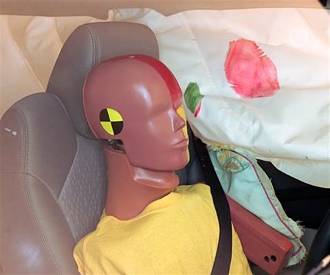 2010 GMC Acadia IIHS Side Impact Crash Test Picture