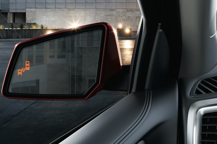 2014 GMC Acadia SLT Door Mirror Picture