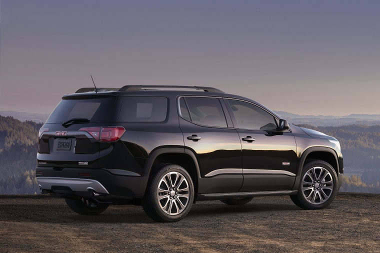 2018 GMC Acadia All Terrain Picture