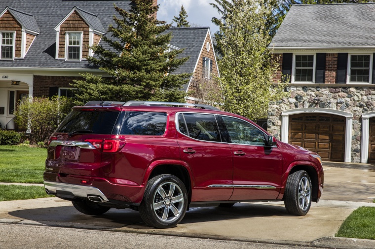 2019 GMC Acadia Denali Picture