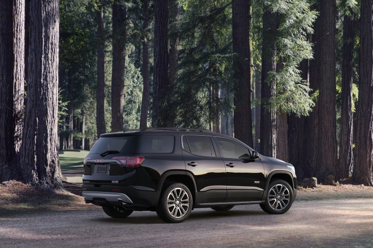 2019 GMC Acadia All Terrain Picture