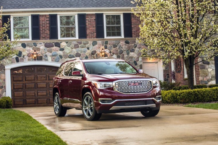 2019 GMC Acadia Denali Picture