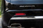 Picture of 2020 GMC Acadia Denali AWD Exhaust Tip