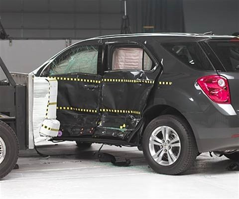 2013 GMC Terrain IIHS Side Impact Crash Test Picture