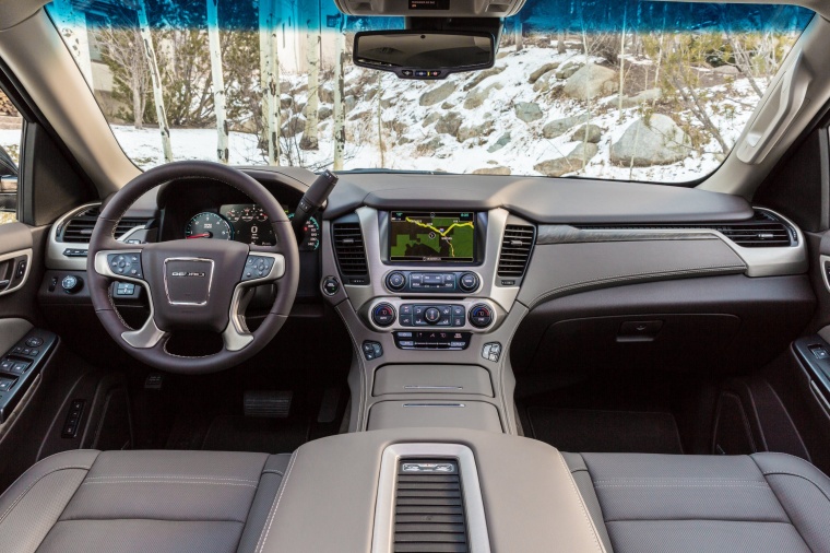 2018 GMC Yukon Denali Cockpit Picture