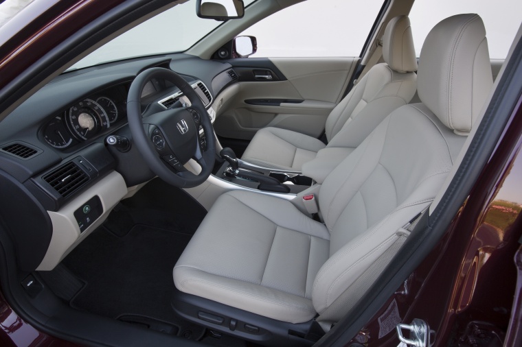 2013 Honda Accord Sedan EX-L V6 Front Seats Picture