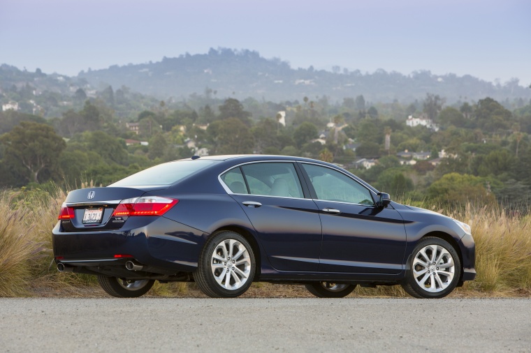 2013 Honda Accord Sedan Touring Picture