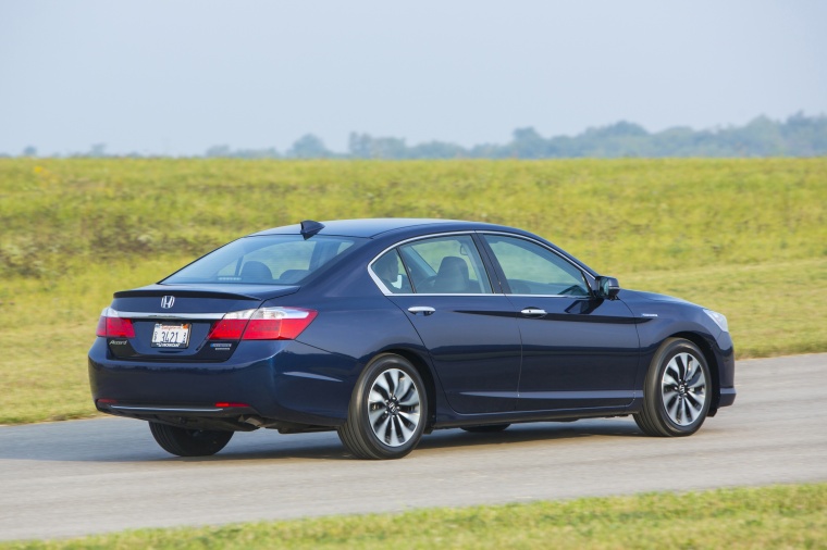 2014 Honda Accord Hybrid Sedan Touring Picture