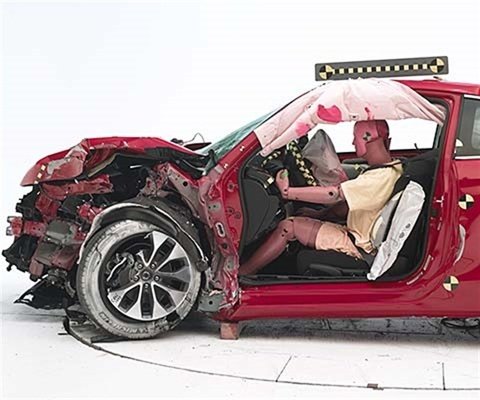2014 Honda Accord Coupe IIHS Frontal Impact Crash Test Picture