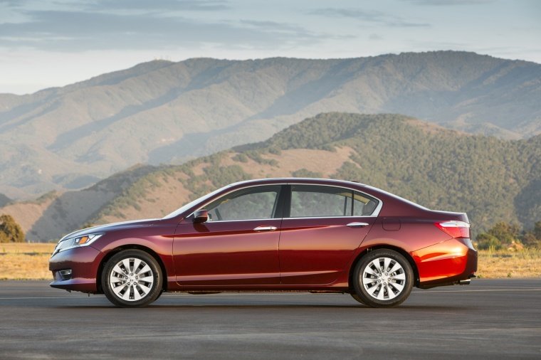 2015 Honda Accord Sedan EX-L V6 Picture