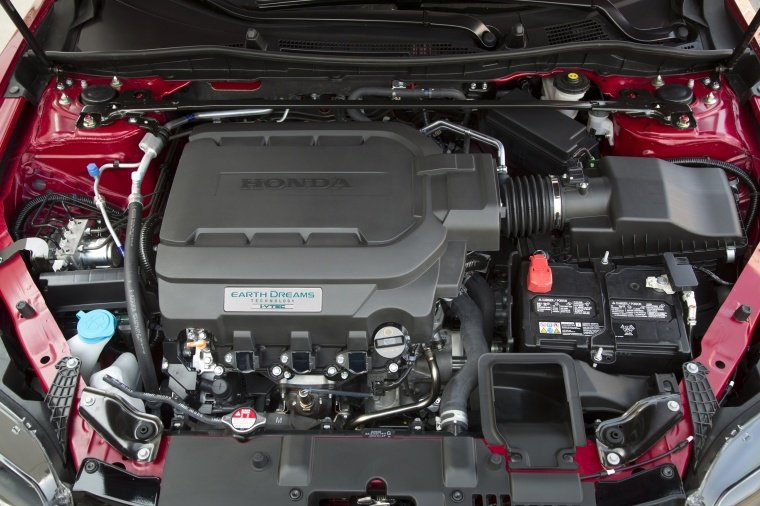 2015 Honda Accord Coupe EX-L 3.5-liter V6 Engine Picture