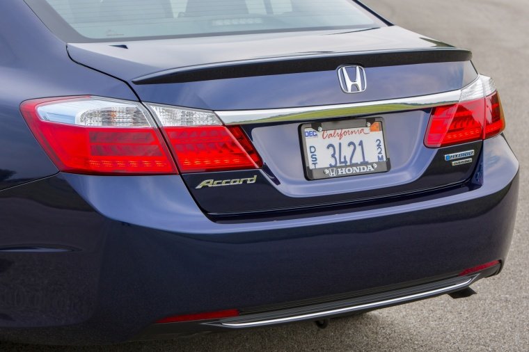 2015 Honda Accord Hybrid Sedan Touring Tail Lights Picture