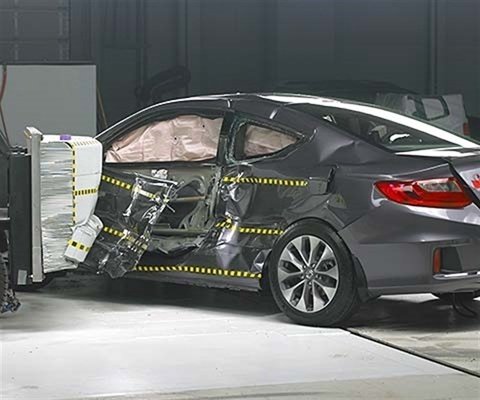 2015 Honda Accord Coupe IIHS Side Impact Crash Test Picture