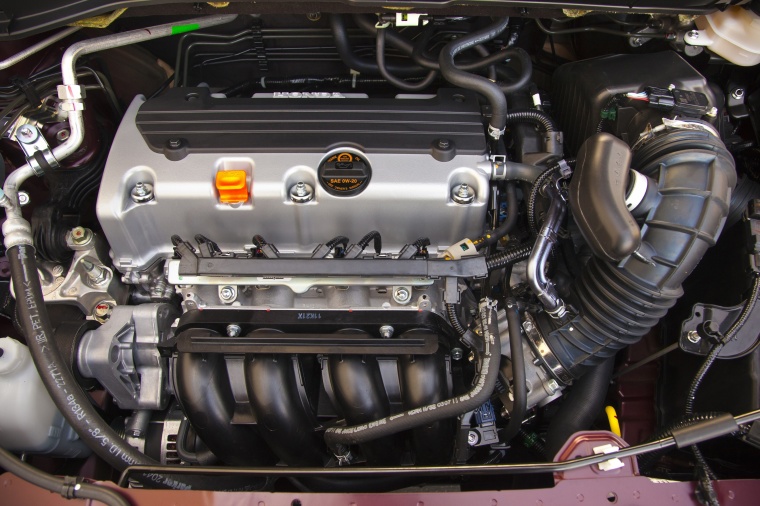 2012 Honda CR-V 2.4-liter 4-cylinder Engine Picture