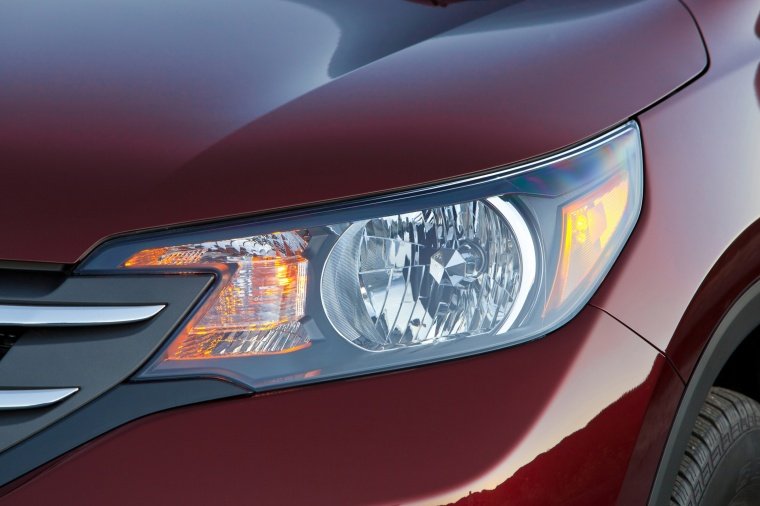 2013 Honda CR-V EX-L AWD Headlight Picture