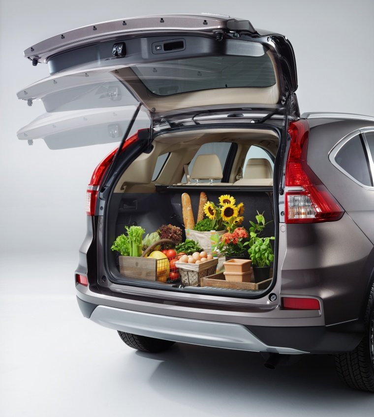 2015 Honda CR-V Touring Trunk Picture
