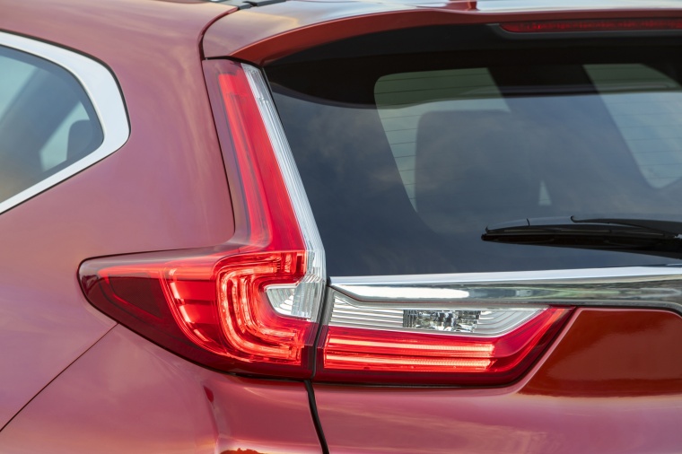 2018 Honda CR-V Touring AWD Tail Light Picture