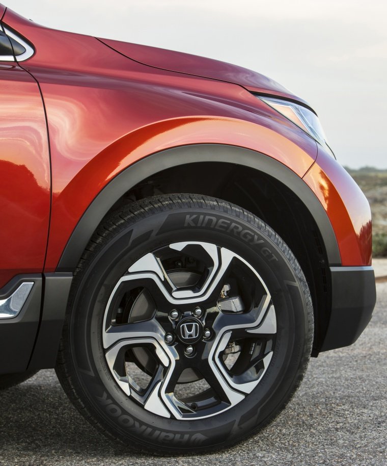 2019 Honda CR-V Touring AWD Rim Picture
