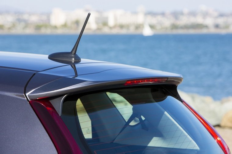 2015 Honda Fit Rear Spoiler Picture