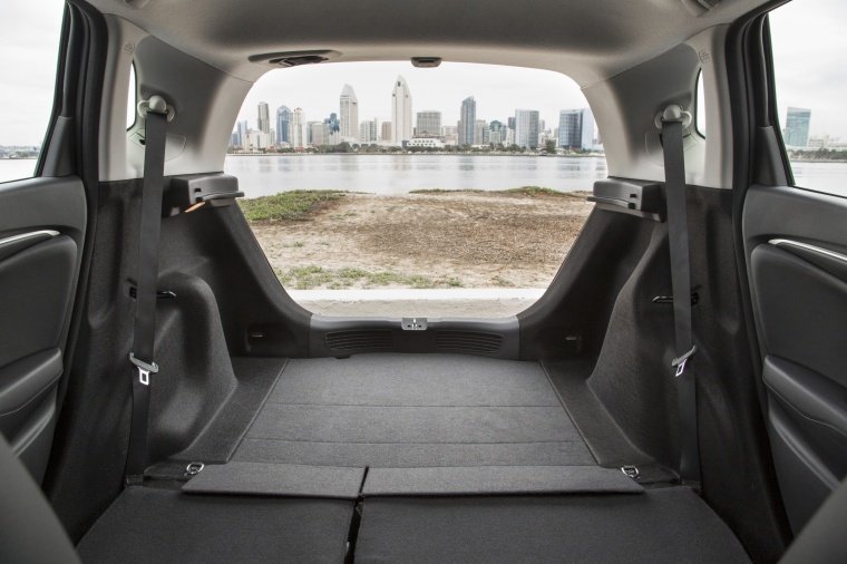 2015 Honda Fit Trunk Picture