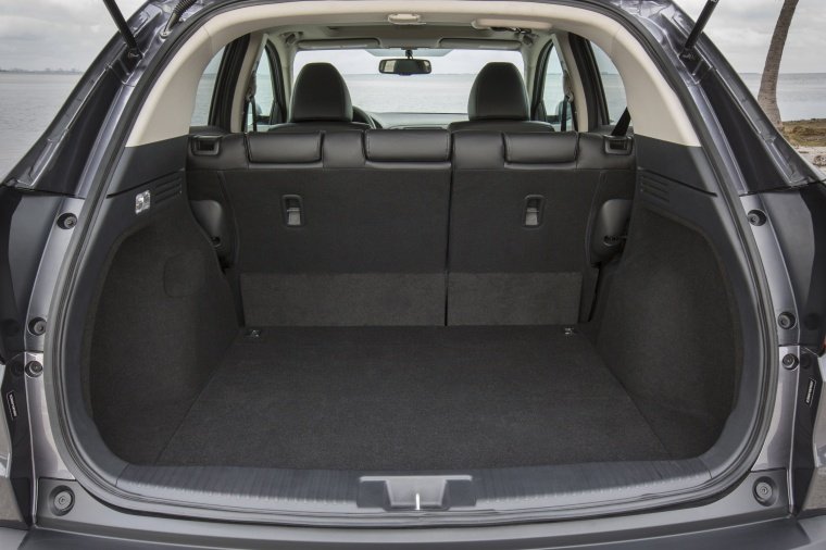 2016 Honda HR-V AWD Trunk Picture
