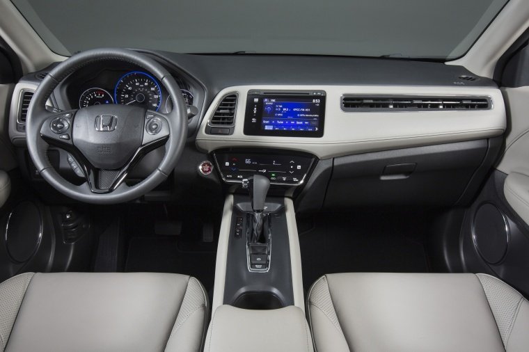 2018 Honda HR-V Cockpit Picture