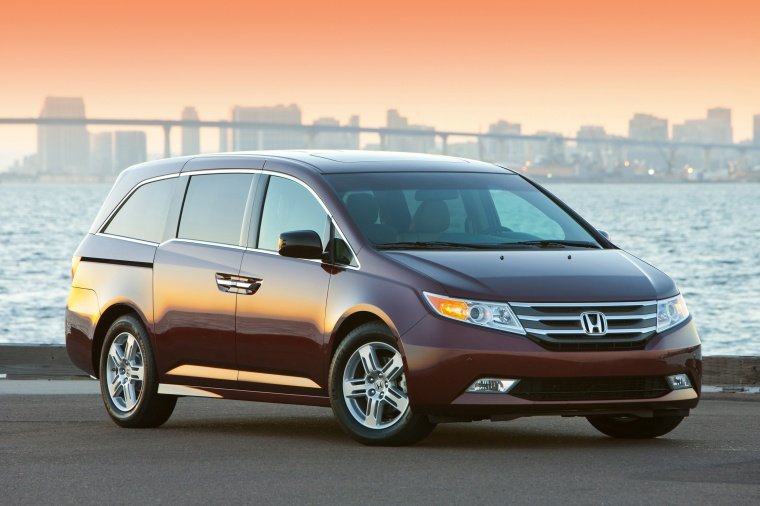 2011 Honda Odyssey Touring Picture
