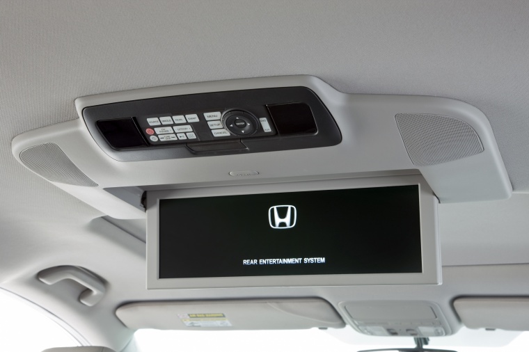 2011 Honda Odyssey Touring Overhead Display Picture