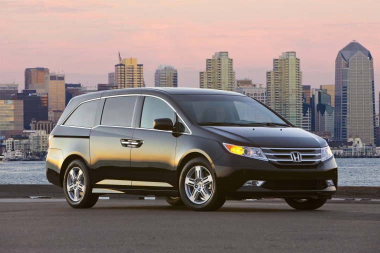 2012 Honda Odyssey Touring Picture