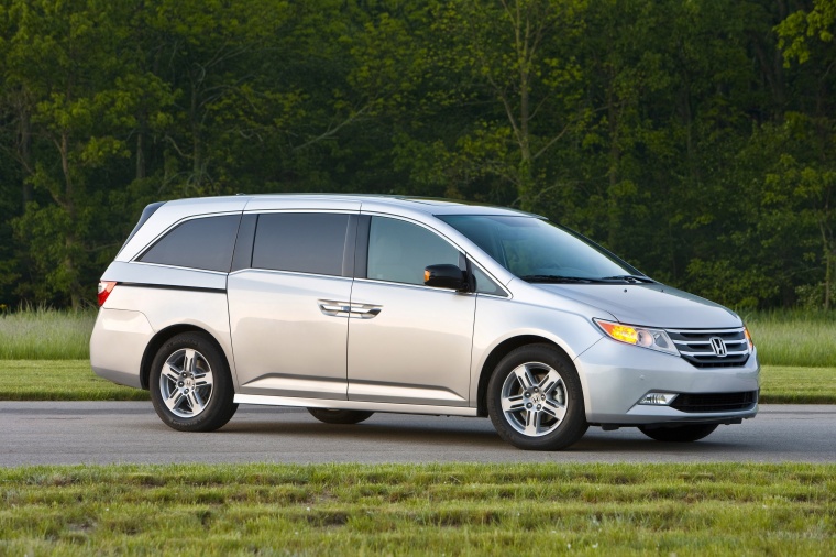 2012 Honda Odyssey Touring Picture