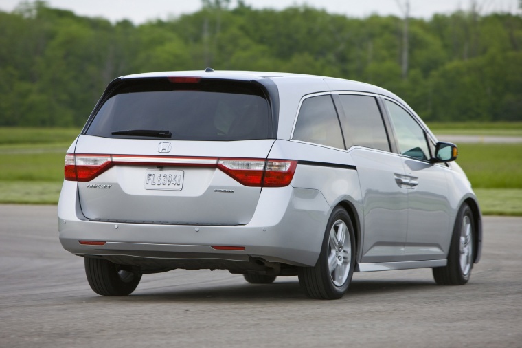 2012 Honda Odyssey Touring Picture