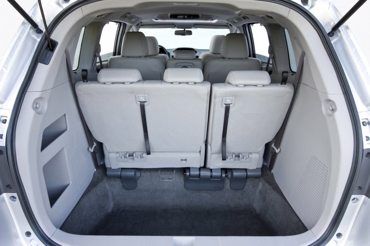 2012 Honda Odyssey Touring Trunk Picture