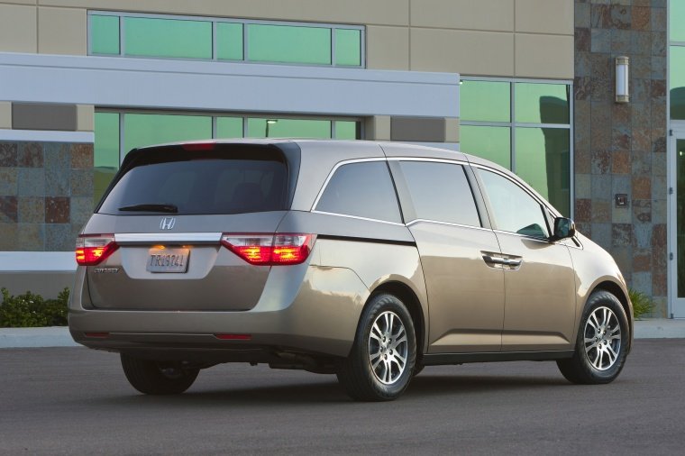 2012 Honda Odyssey Touring Picture