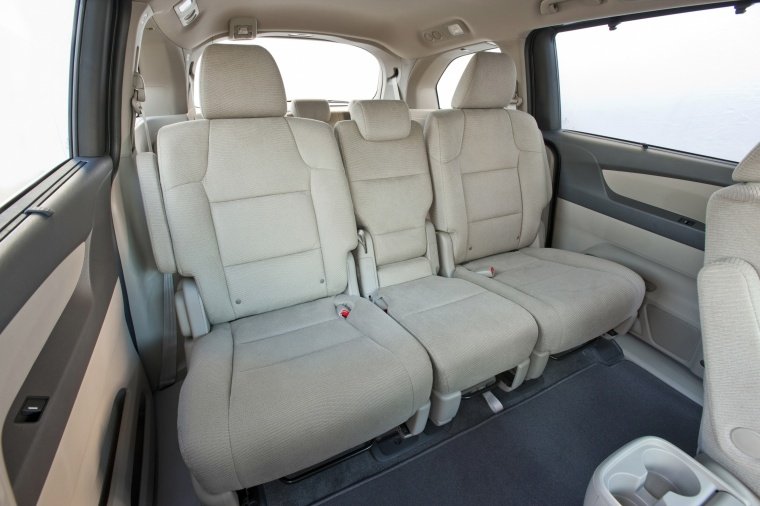 2012 Honda Odyssey Touring Rear Seats Picture