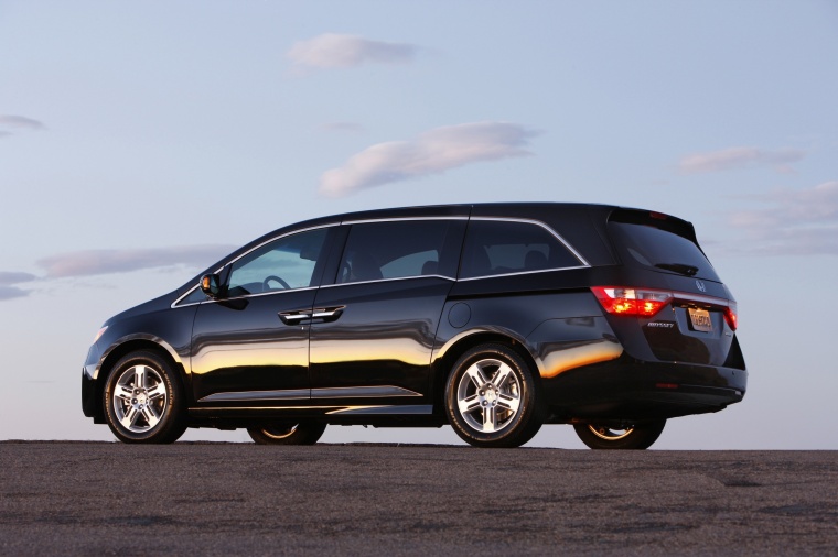 2013 Honda Odyssey Touring Picture