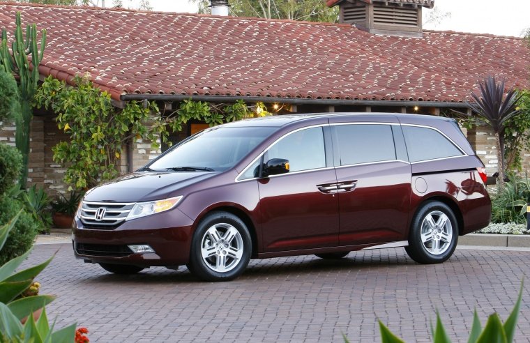 2013 Honda Odyssey Touring Picture