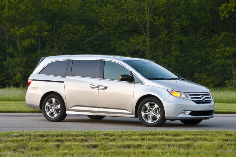 2013 Honda Odyssey Touring Picture