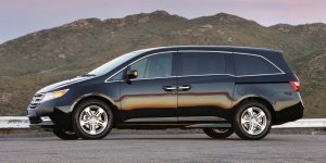 2013 Honda Odyssey Reviews / Specs / Pictures / Prices