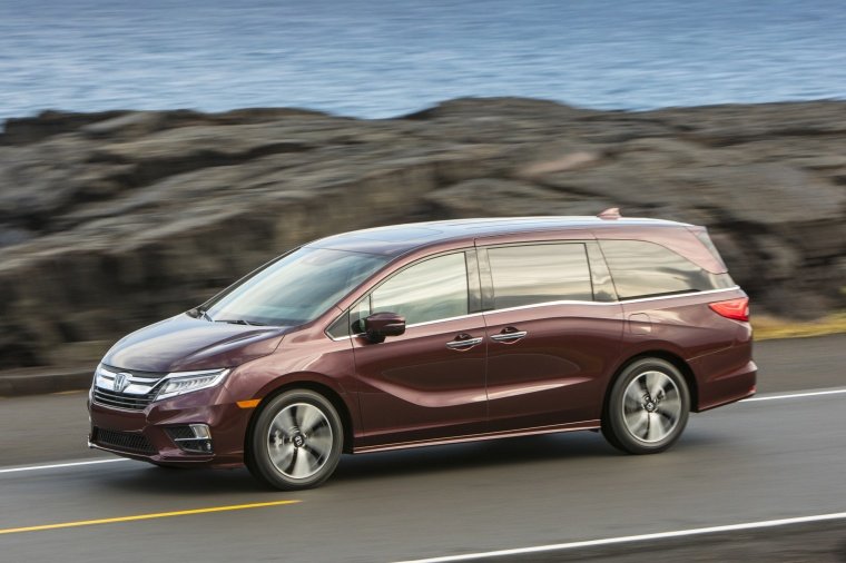 2018 Honda Odyssey Elite Picture